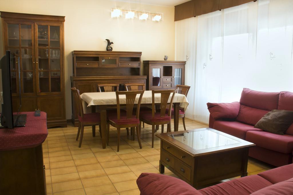 Hostal Portofino أرينيس دي مار المظهر الخارجي الصورة
