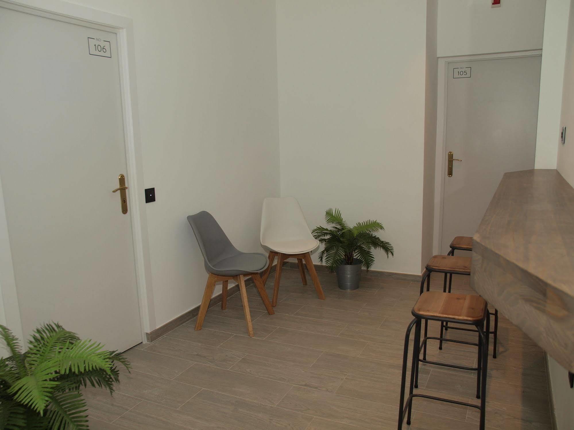 Hostal Portofino أرينيس دي مار المظهر الخارجي الصورة